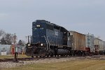 HLCX 6334 with one of many Milwaukee Road-style switch stands still extant on the Prairie Sub